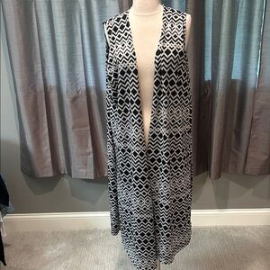 LuLaRoe Joy Western / Southwestern Print Vest